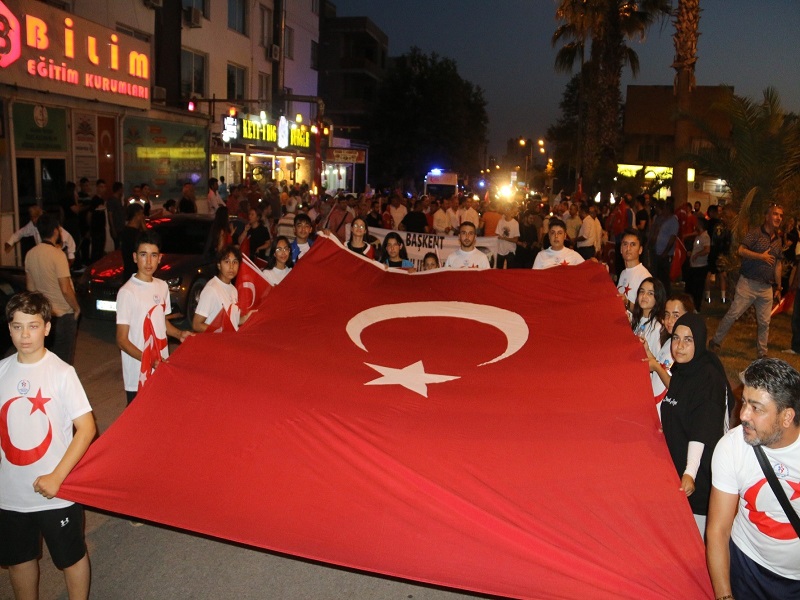 İLÇEMİZDE 15 TEMMUZ DEMOKRASİ VE MİLLİ BİRLİK GÜNÜ ANMA ETKİNLİKLERİ DÜZENLENDİ.